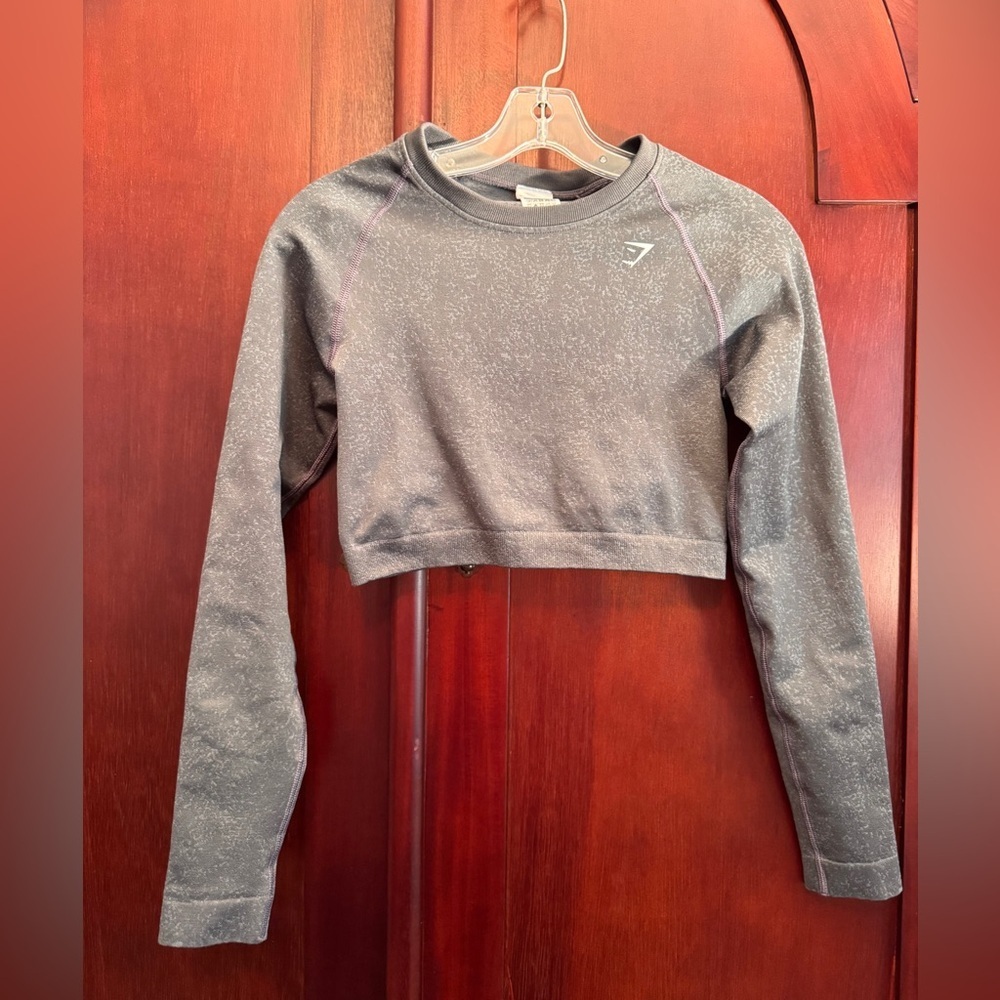 Gymshark Adapt Fleck Seamless Long Sleeve Crop Top mineral or grey color Size M